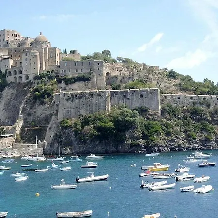 Terme Tirrenia 3* Ísquia