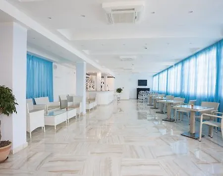 Terme Tirrenia Hotel Ísquia
